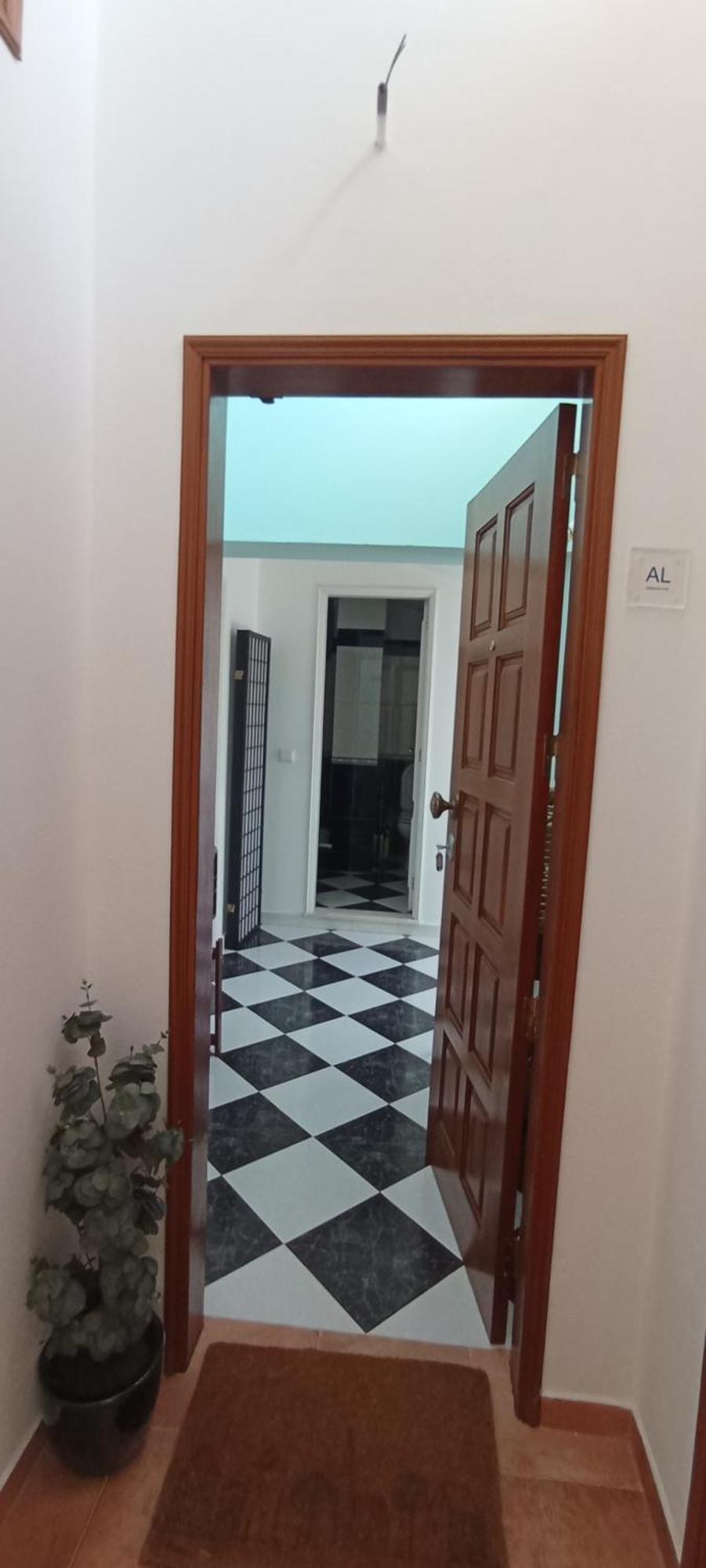 Zawaiaroom Homestay *